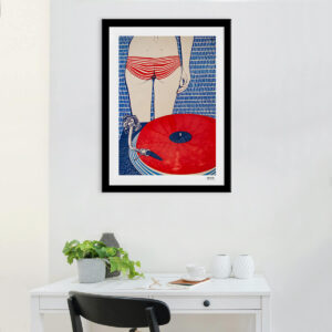 Azucena González #AG3 enmarcado en negro en ambiente